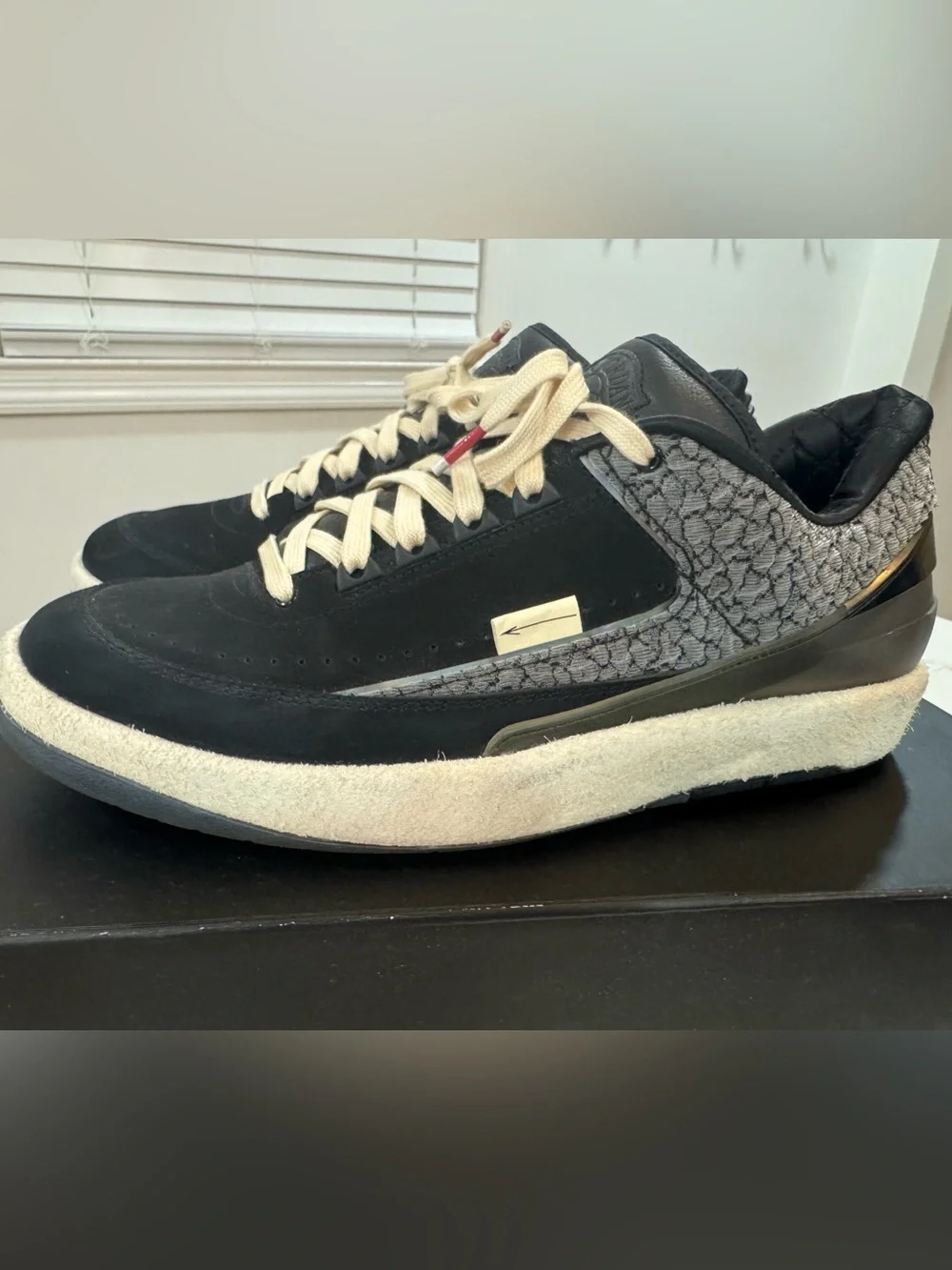 Air Jordan Retro 2 Low Responsibility - Men Size 12